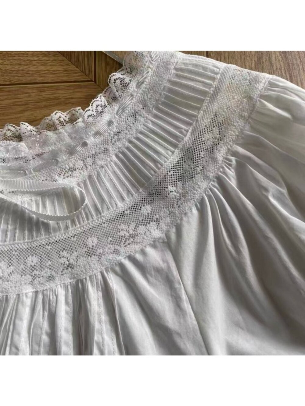 Doen Daphne lace-trimmed pintucked organic cotton-voile mini dress, M - Picture 9 of 11